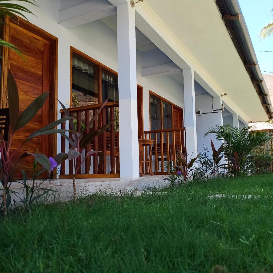 Elisa Homestay Areguling Kuta (Lombok) Exterior foto